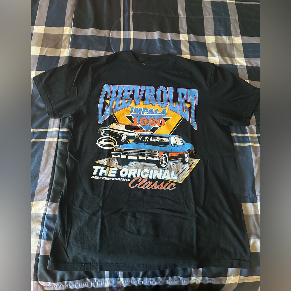 Vintage looking Shirt Size Medium